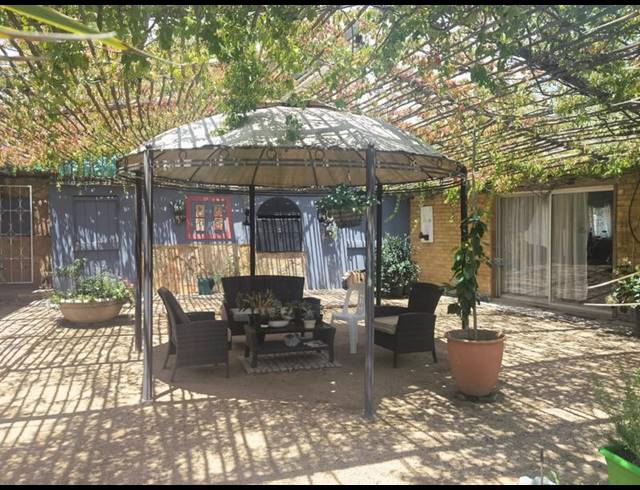 FARM FOR SALE IN VISCHKUIL